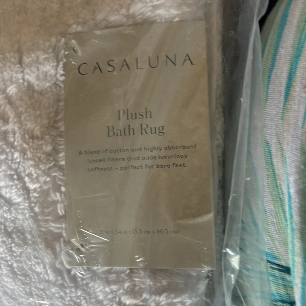 Ultra Soft Tufted Bath Rug - Casaluna™ 21x34”